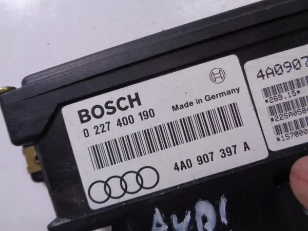 Module d'allumage OEM 4A0907397A pour Audi 80 B4 Cabrio image 3