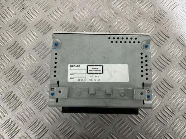 Radio FORD FIESTA MK7 OEM 8A6T-18C815-BL Usado image 2