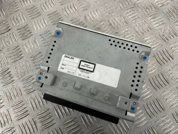 Radio FORD FIESTA MK7 OEM 8A6T-18C815-BL Usado image 4