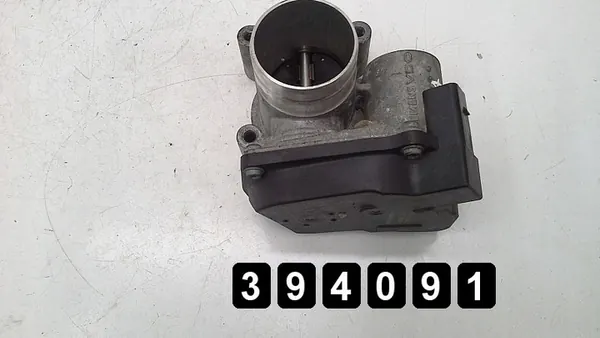 Corps de papillon Skoda Fabia 2010 03d133062e image 1