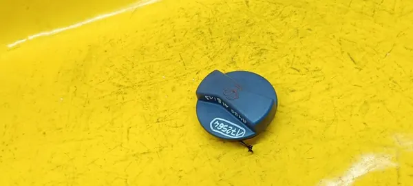 Jäähdytysnesteen korkki Audi A4 B5 1J0121321A image 6