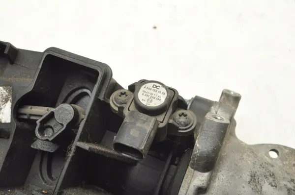 Soupape d'accélérateur Mercedes A6400901670 pour W245 2.0 CDI image 6