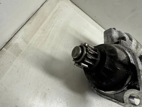 Arrancador VW T6 2.0 TDI 02M911021A image 3