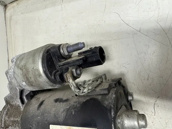 Arrancador VW T6 2.0 TDI 02M911021A image 4