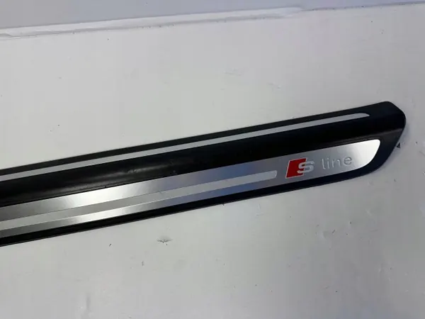 Audi Q3 5F 2015 Etu vasen sivulista OEM 8U0853373B image 3