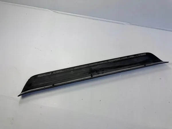 Audi Q3 5F 2015 Etu vasen sivulista OEM 8U0853373B image 4