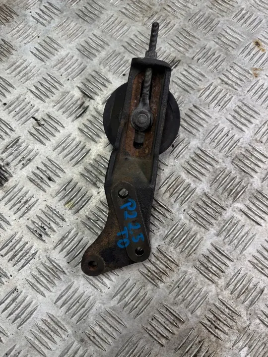 Poulie de tendeur MB657395 pour Mitsubishi Pajero II 2.5 TD image 2