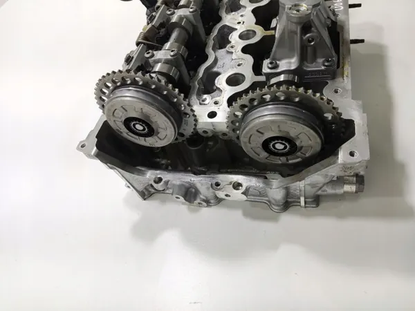 Cabeça de Árvore de Cames BMW OEM 7829177 2 Active Tourer image 3