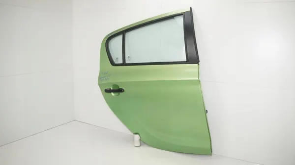 Puerta trasera derecha OEM 360197051 para Hyundai i20 08-12 image 3