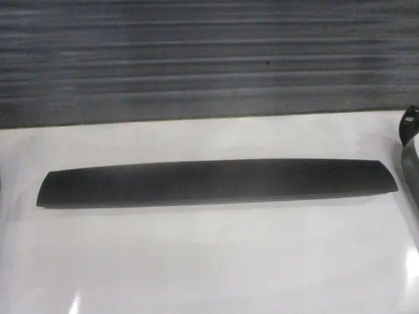 Gebruikte kofferbakmat OEM 5N0867601A voor Volkswagen Tiguan image 4