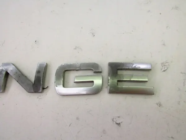 Jeu d'écussons OEM KUB507 pour Range Rover Sport L494 image 3