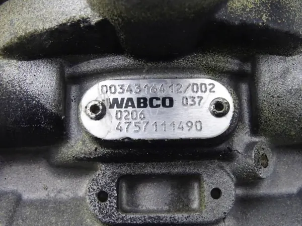 Mercedes Vario bromskraftregulatorventil OEM 0034316412 image 3