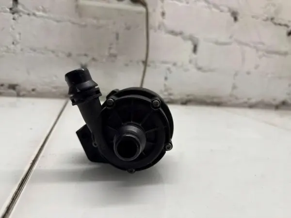 Pompe électrique de liquide de refroidissement OEM 6834936 BMW X6 G06 image 4