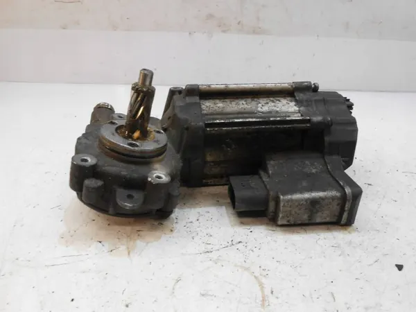 SEAT Leon II sähköinen ohjausmoottori OEM 1K1909144L image 5