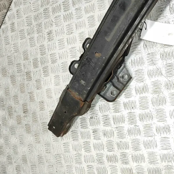 Etupuskuri Hyundai H-1 Cargo 2.5L OEM 865304H000 image 5