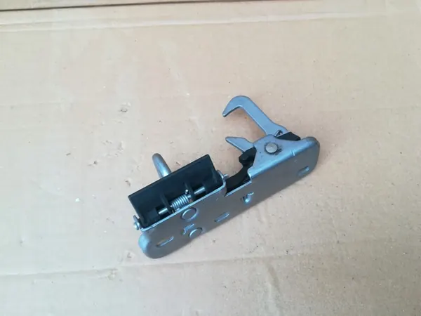 Motorhuvudlås VW EOS 2006-2016 Golf 2009-2013 Sharan 2011- image 3