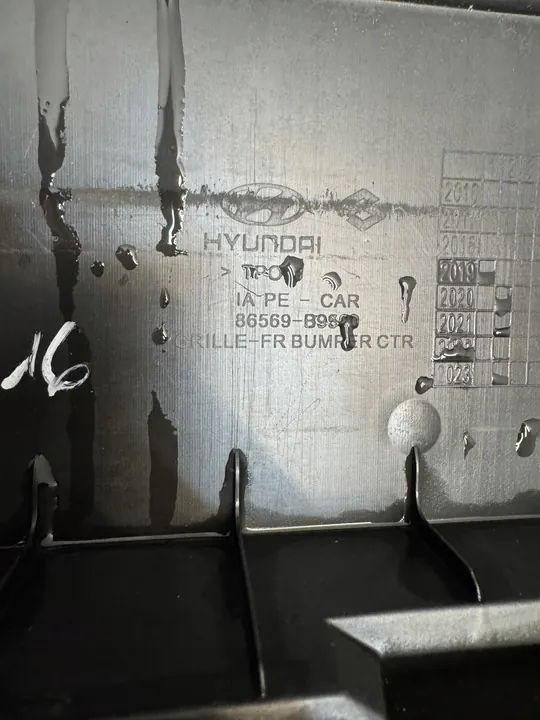 Rejilla de Parachoques Delantero 86569-B9500 Hyundai i10 II Lift image 4