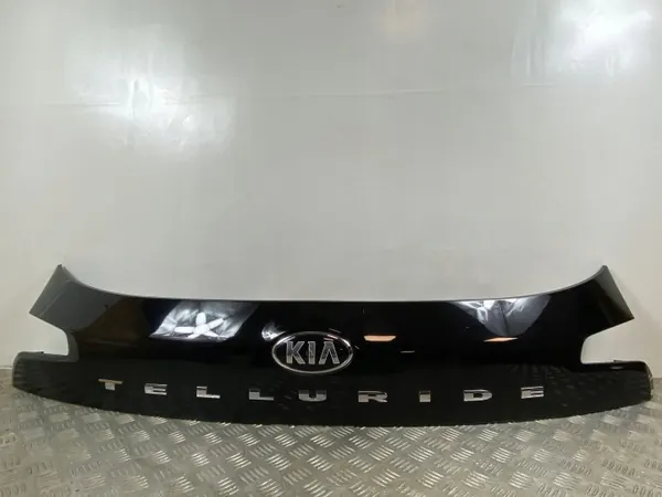 Kia Telluride dashboard lichtstrip OEM 87311S9000 image 2