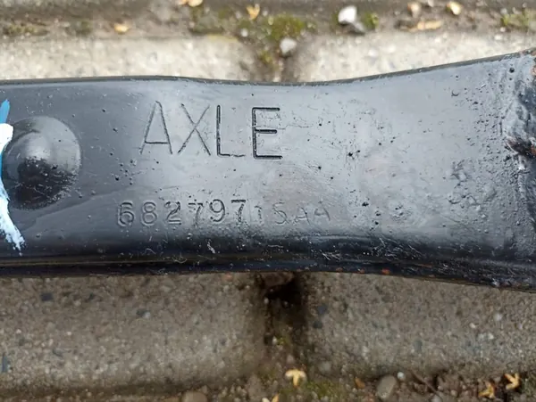 Braccio di controllo posteriore superiore sinistro Dodge Ram 1500 19+ OEM 68279715AA image 3