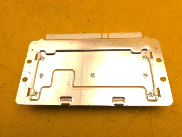 Porsche 991 Ophanging Module OEM 99161845005 image 4