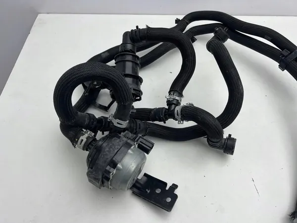 NISSAN X-TRAIL T32 1.7 DCI Ausdehnungsbehälter OEM image 4