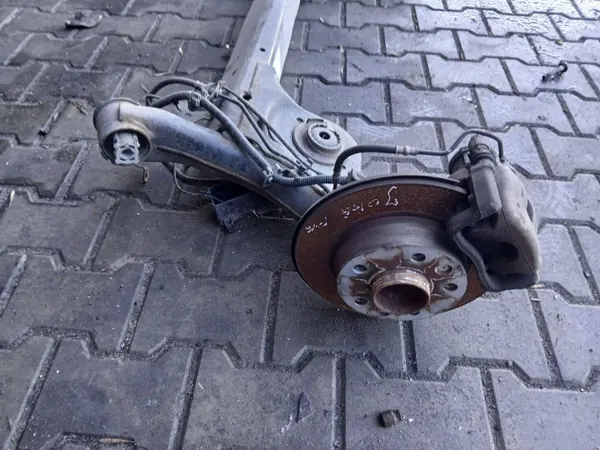 Viga suspensión trasera Nissan Juke II OEM JUKEF16BELZAWTYL image 10