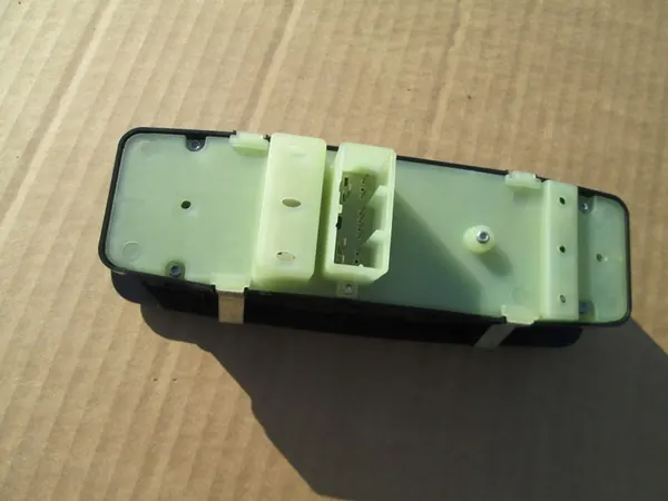 DODGE DURANGO III 11- Fensterheber Schalter Vorne image 4