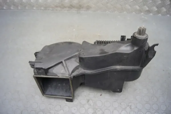 SMART FORTWO 451 Verwarmingshuis Luchtinlaat A4518300053 image 5