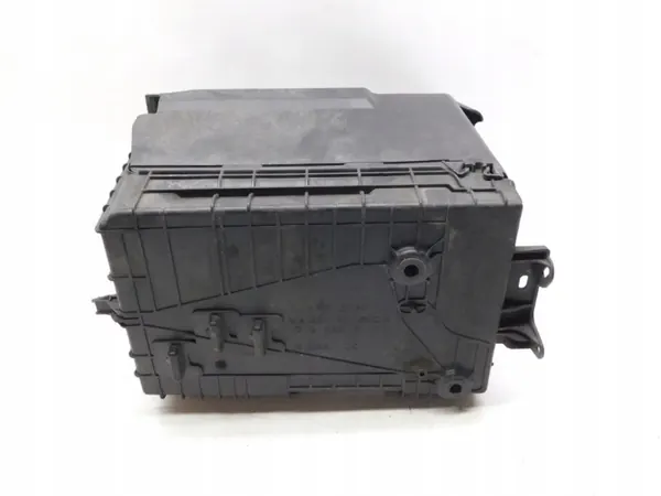 Couvercle batterie OEM 9801801880 pour Peugeot 208 I image 3