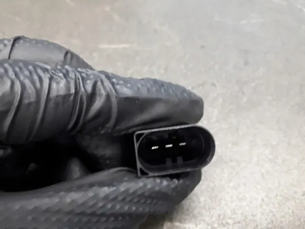 Pressure Sensor BMW X5 E53 E60 E90 E91 F10 OEM 7792260 image 4