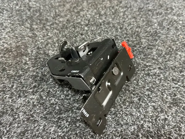 RENAULT TRAFIC II Bakre Höger Skjutdörrslås 8200006253 image 3