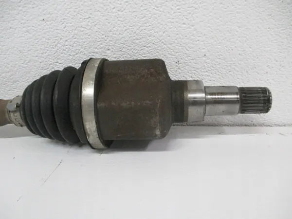 Arbre de transmission droit Ford Puma 1.0i image 3