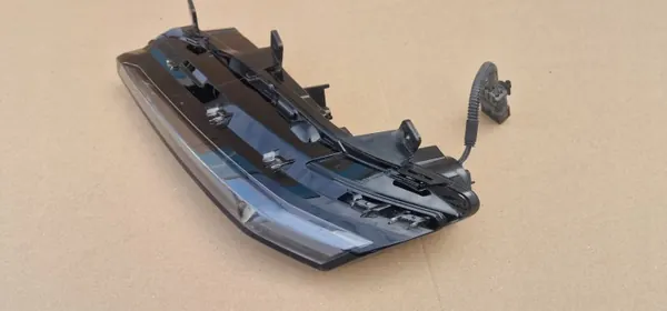 OEM 9835230880 Luz DRL Halógena para Peugeot 308 III image 8
