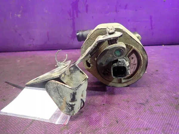 RENAULT KANGOO II III Z.E. Vattenpump 721100408 image 4