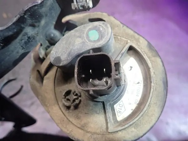 RENAULT KANGOO II III Z.E. Vattenpump 721100408 image 5