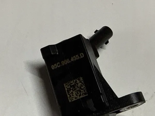 Nockenwellenventil OEM 06C906455D VW Golf VIII image 3