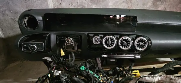 OEM A118680XXXX Konsolenpanel mit Display & Heizung image 4