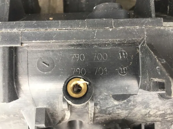 Coletor de admissão 7790701 BMW E61 E70 E90 3.0 M57N2 image 5