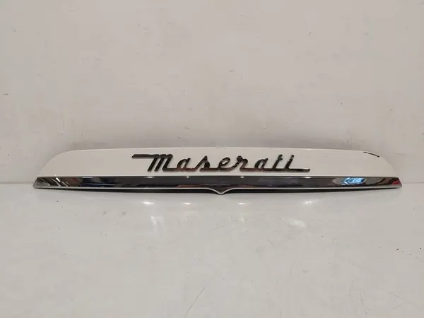 Garniture de hayon Maserati Ghibli image 1