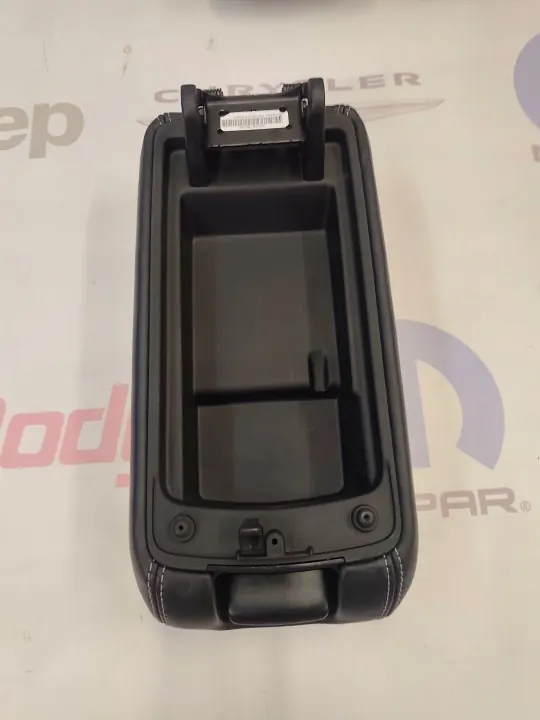 Jeep Grand Cherokee Armsteun OEM X85007602BL Zwart Leer image 7