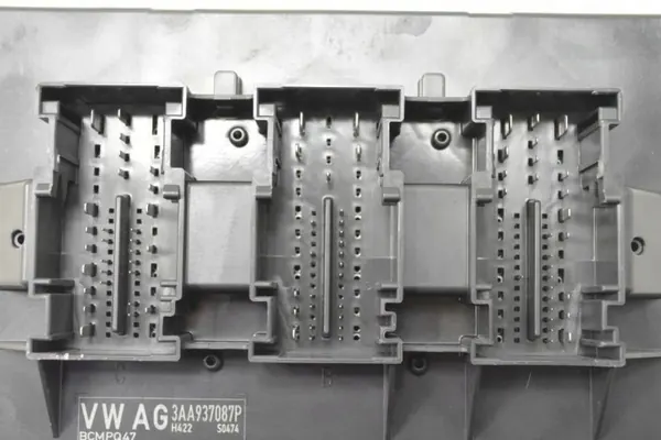 Module Confort VW OEM 3AA937087P pour Passat B7 image 4
