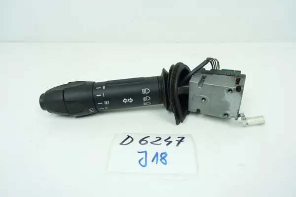 OEM 5801781376 Interruptor limpiaparabrisas Iveco Stralis image 2