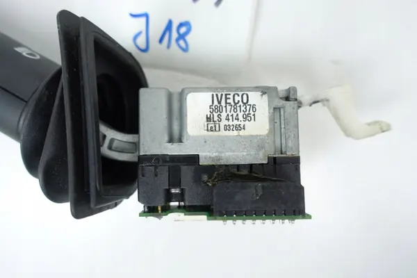 OEM 5801781376 Interruptor limpiaparabrisas Iveco Stralis image 7