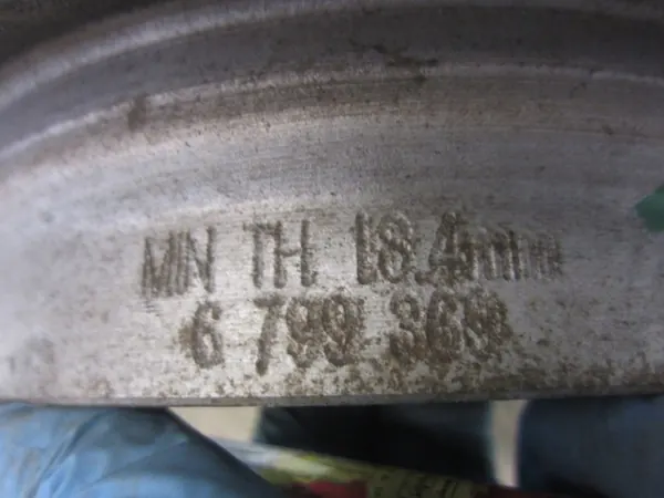 BMW OEM 34216799369 Taka jarrupalat 300x20mm image 7