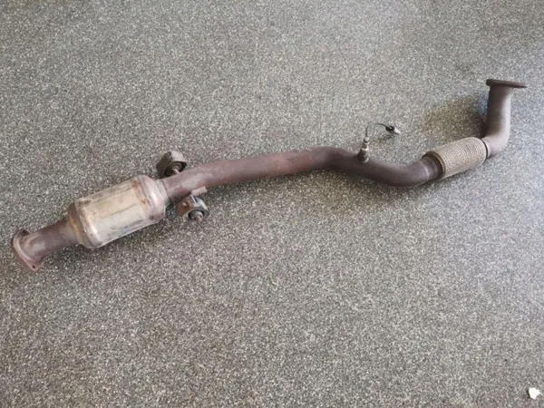 Catalyseur d'occasion OEM 55577624 pour Opel Cascada image 2