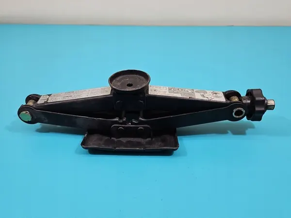 Crick de voiture Mercedes W169 W168 image 2