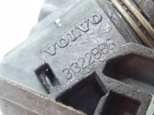 Polestar 2 Låsinsats OEM 31322886 - Begagnad image 3