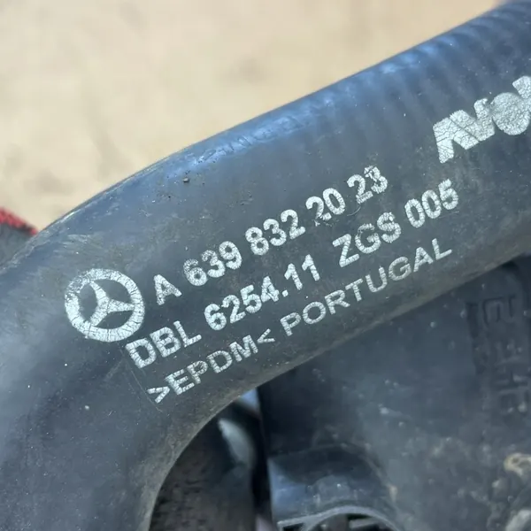Mercedes W639 Viano Wasserventil OEM A0028308584 image 6