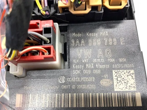 Module Confort OEM 3AA959799E pour VW Passat B7 image 4