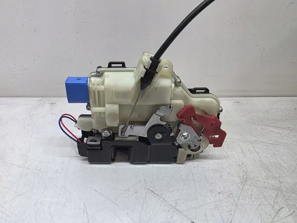 Vemo Türschloss Audi VW V10-85-0079 image 3